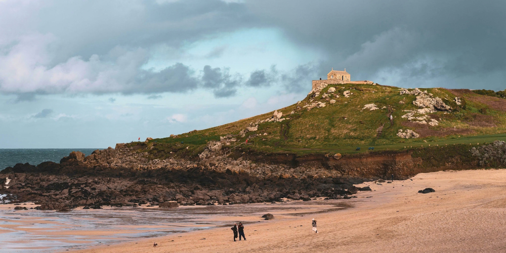 autumn scene in st ives 