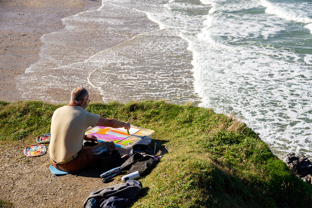 artist saul cathcart painting outdoors