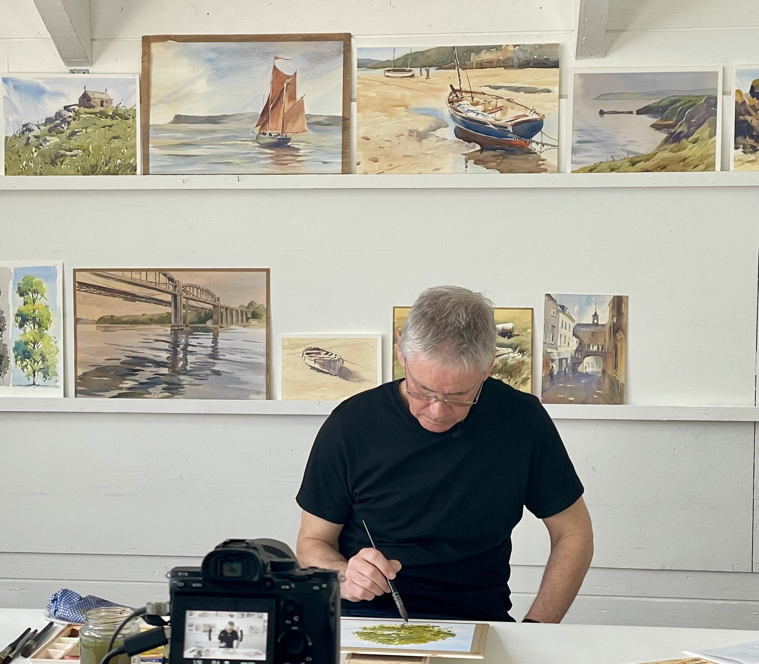 David Webb in the Roy Ray studio in St Ives School of Painting for his online watercolour painting course